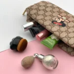 کیف آرایشی مخملی Gucci
